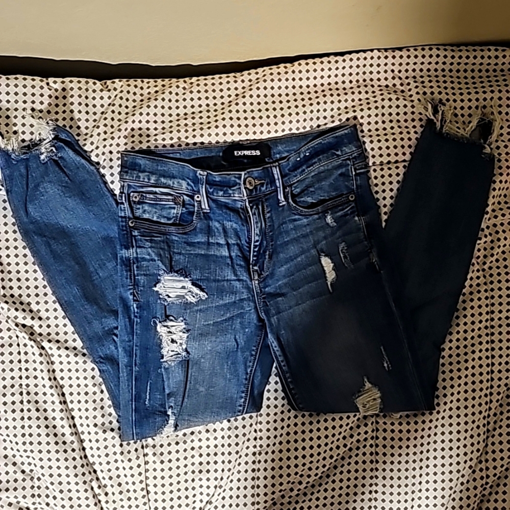 Express Jeans Distressed Sz 6 Ankle Legging  MidRise